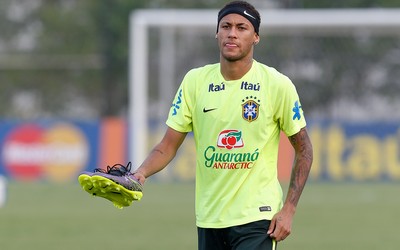 欧亿电竞独家-J罗赛前准备习惯